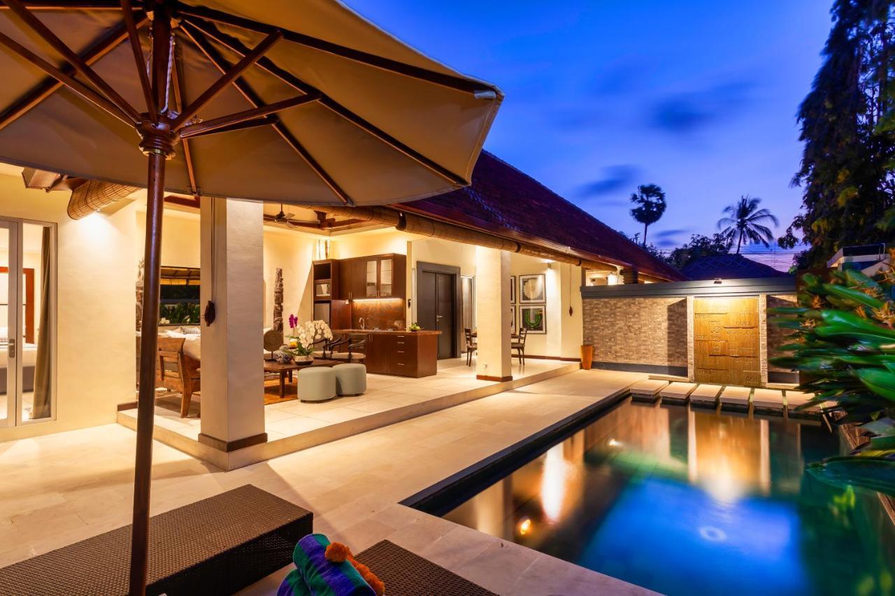 Asrina Villa'S Seminyak Exterior foto