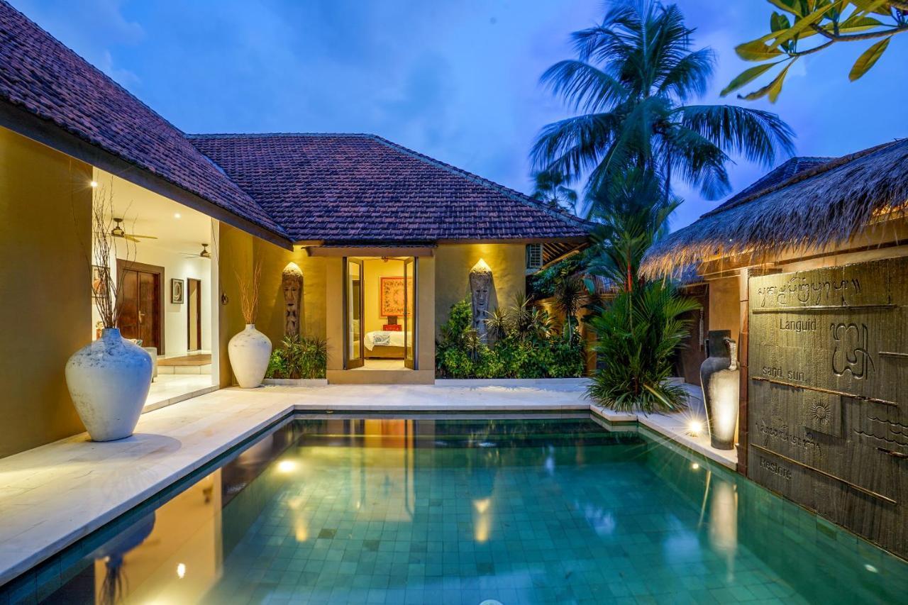 Asrina Villa'S Seminyak Exterior foto